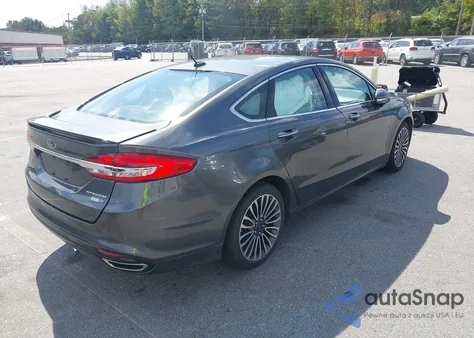 2018 Ford Fusion Titanium z USA, uszkodzony, nr VIN 3FA6P0D96JR188447